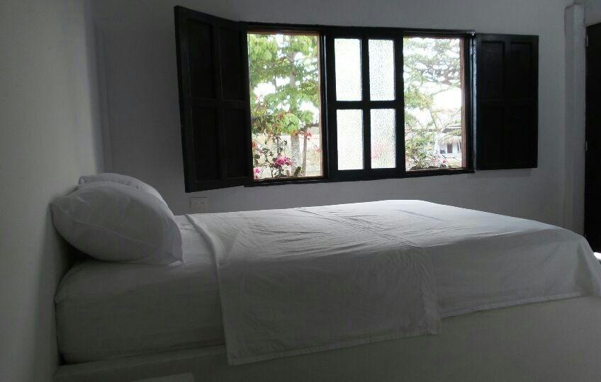 Palomino Breeze Hostal Экстерьер фото